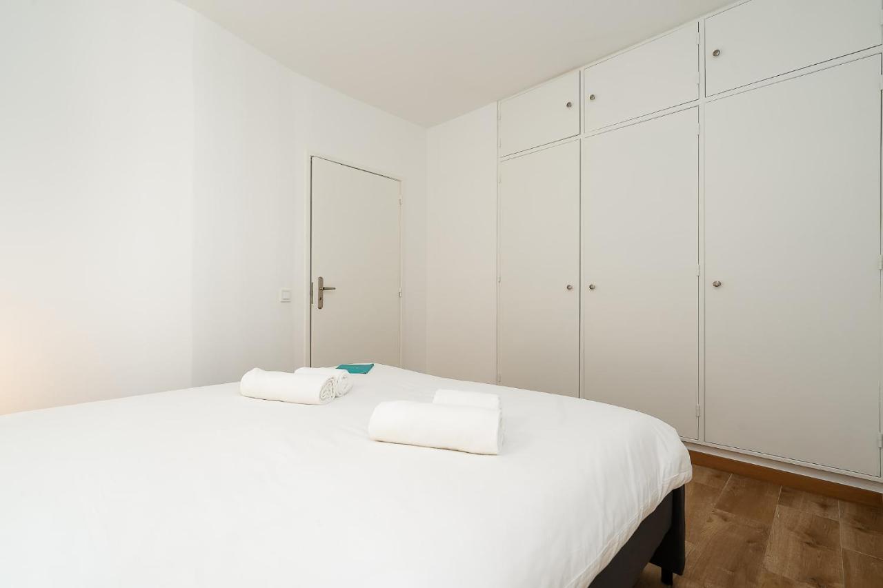 Charming Apartment W/ Pool & Balcony In Portimao By Lovelystay Extérieur photo